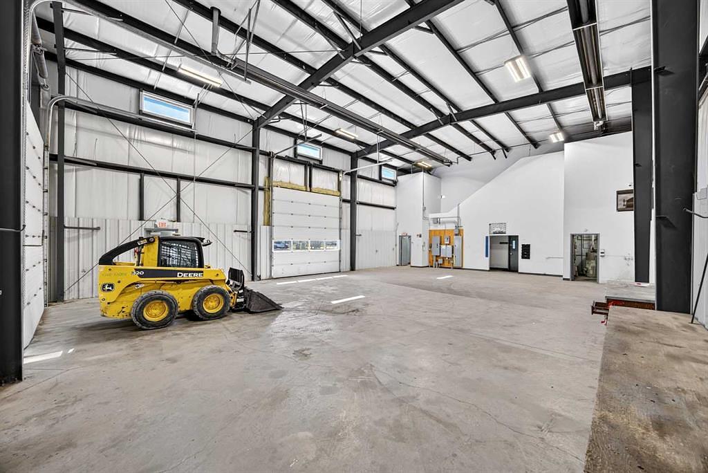 240086 Frontier Crescent, Rocky View County, AB