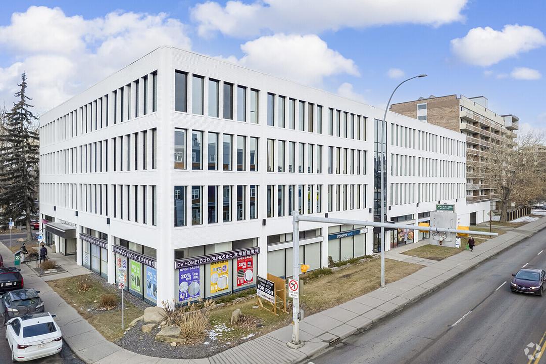 440-R3 - 301 14 Street Northwest, Calgary, AB