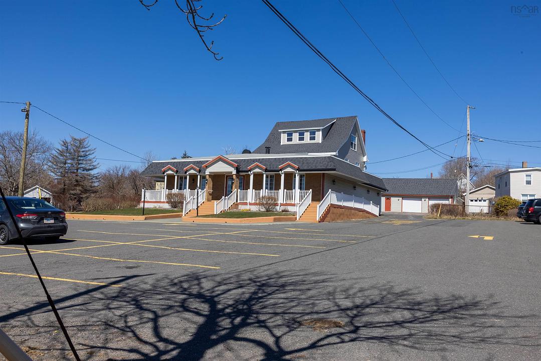 16 Reserve Street, Glace Bay, NS