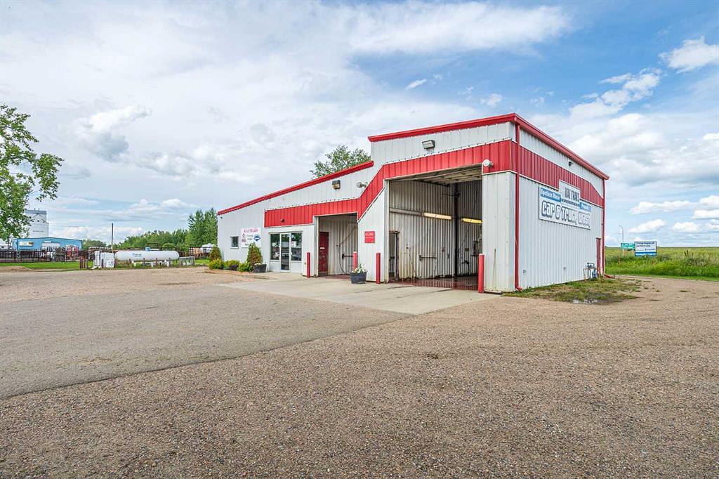 20 Railway Avenue South, Marwayne, AB