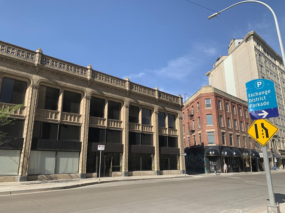 212 Notre Dame Avenue, Winnipeg, MB