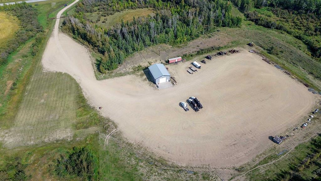Township Road 400, Lacombe County, AB