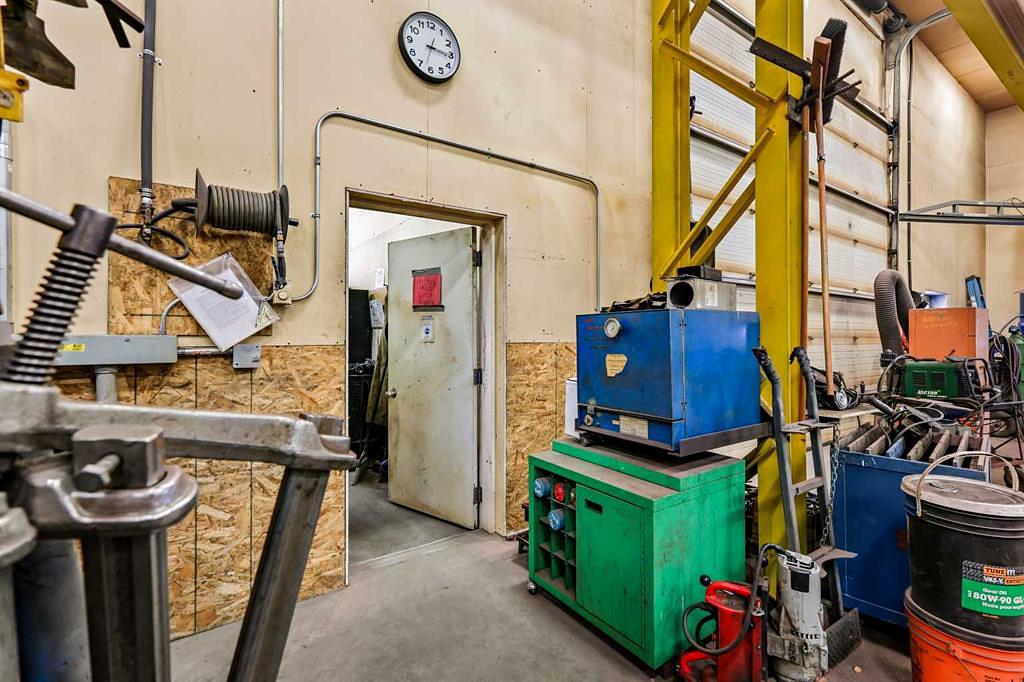 255077 Range Road 255, AB, AB