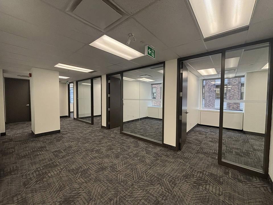 901 - 360 Bay Street, Toronto, ON