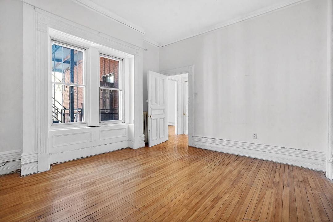 1 - 342 Rue Sherbrooke Est, Montréal, QC
