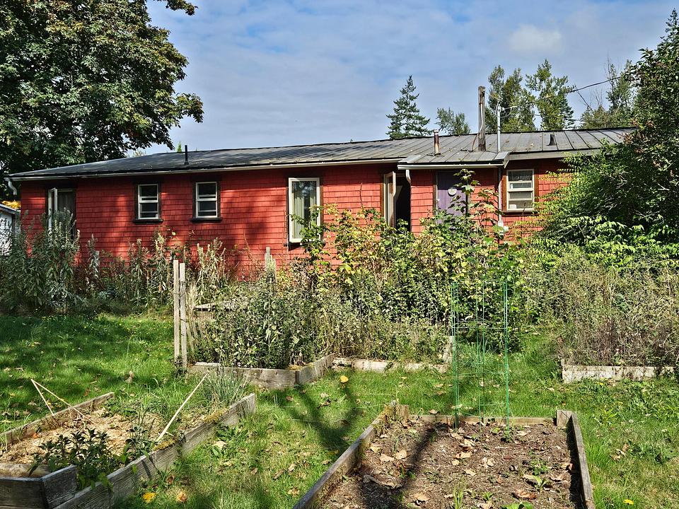 2226 Lougheed Highway, Agassiz, BC