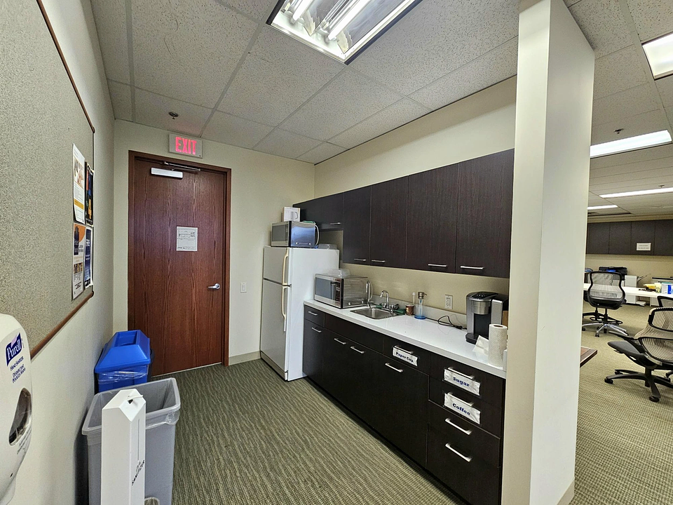 301 - 55 City Centre Drive, Mississauga, ON