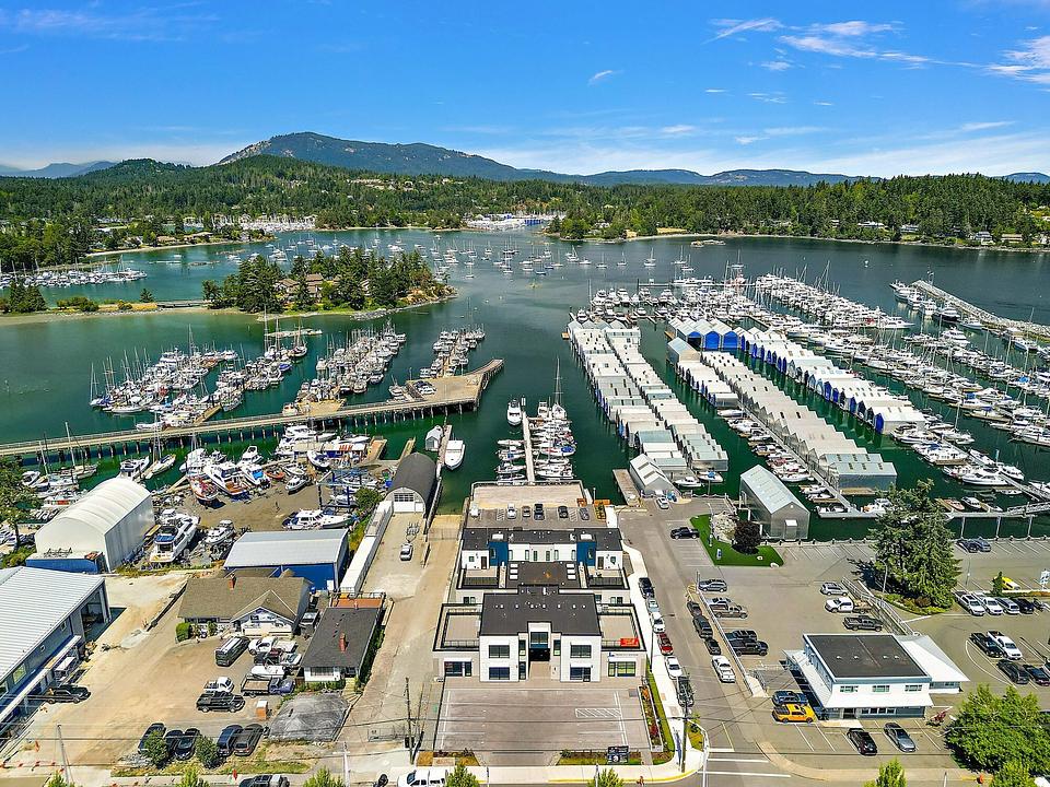2270 Harbour Road, Sidney, BC