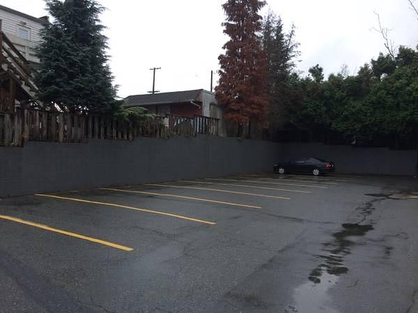 204 - 7877B Kingsway , Burnaby , BC