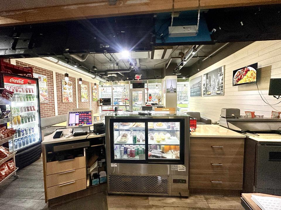 418 Terminal Avenue, Vancouver, BC