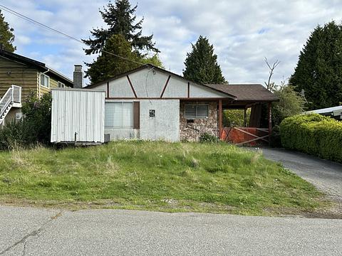 15855 Vine Avenue, White Rock, BC