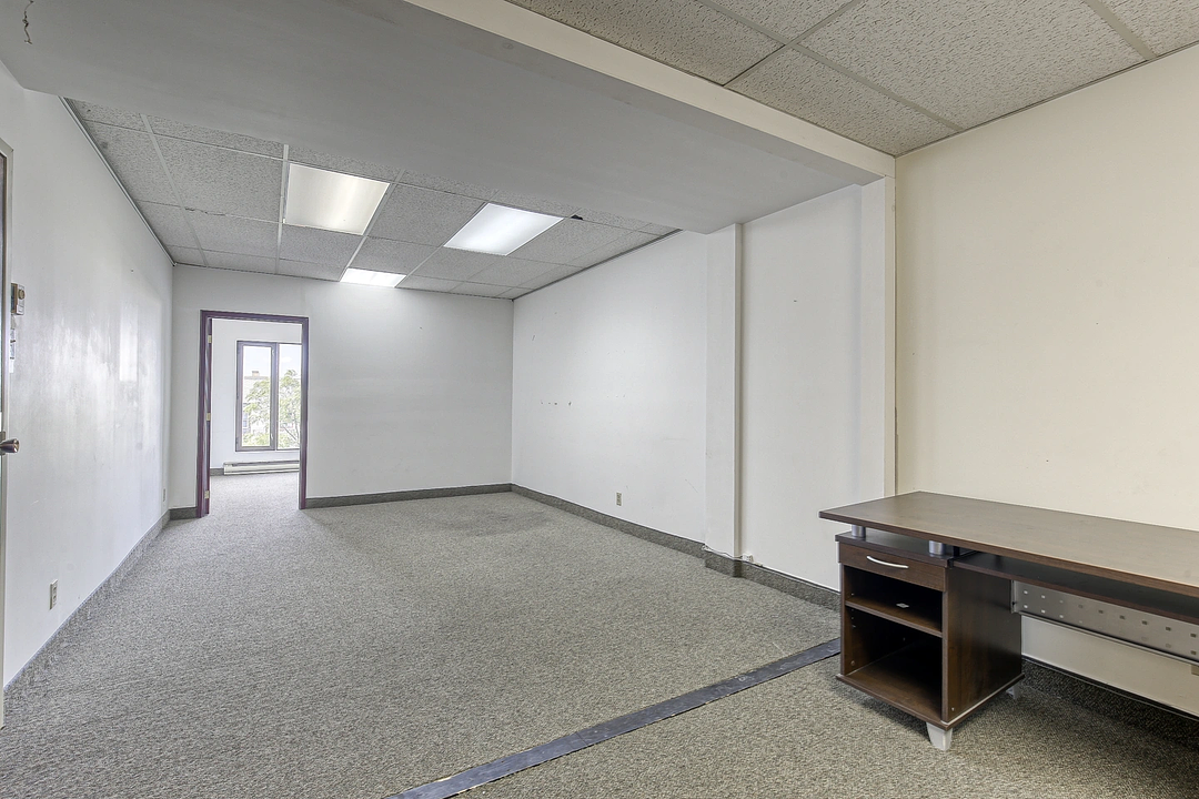 311 - 3518 Avenue Lacombe, Montréal, QC