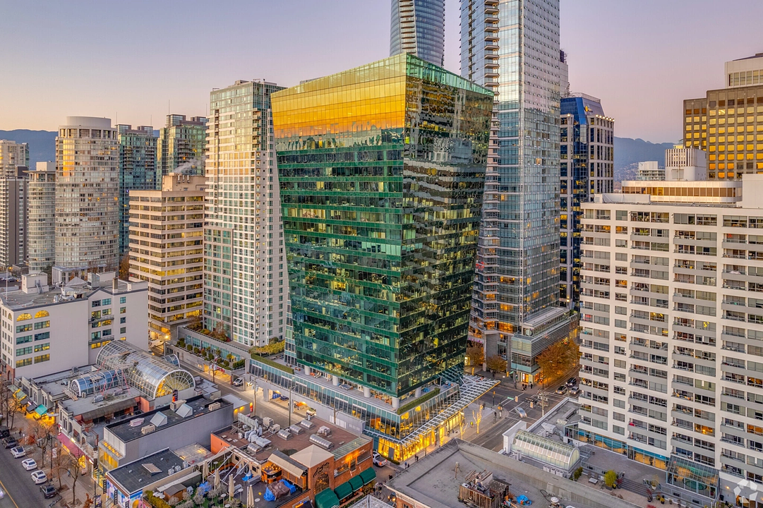1100 - 745 Thurlow Street, Vancouver, BC