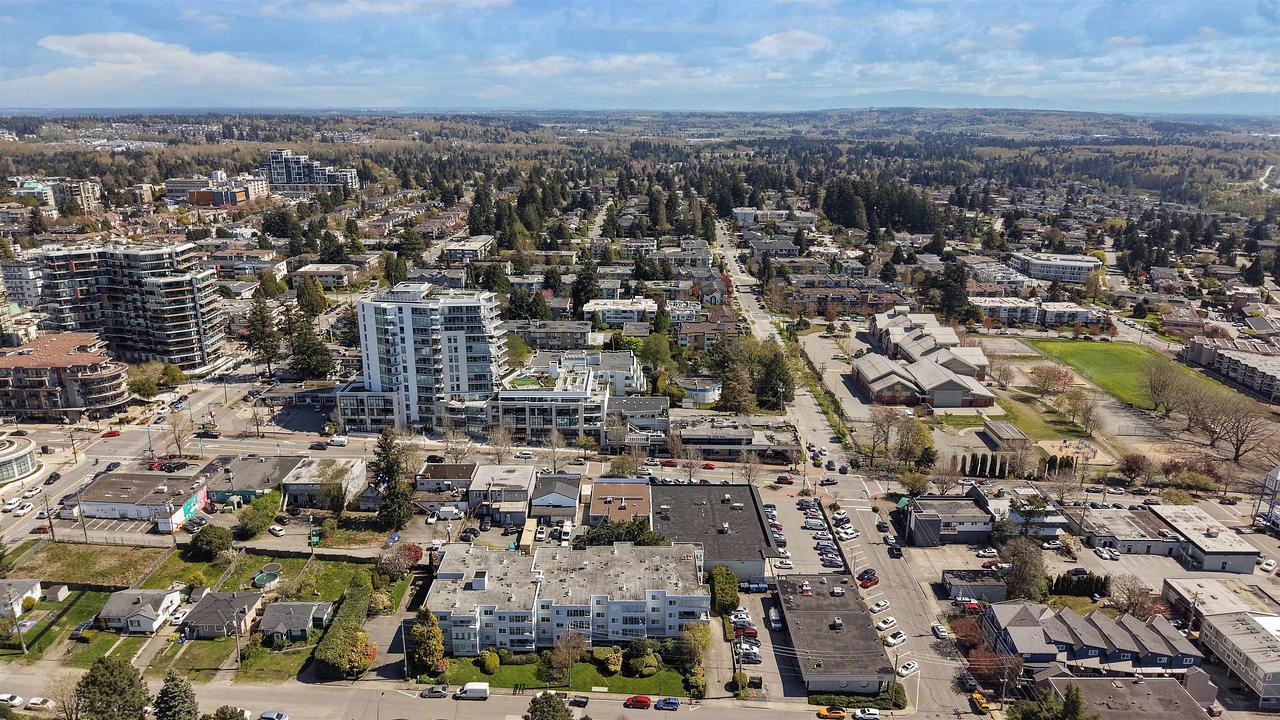 1333 Johnston Road, White Rock, BC