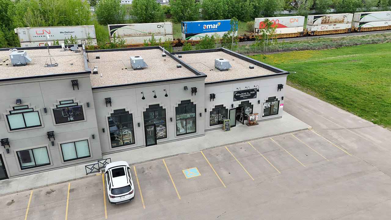 101 & 105 - 3919 49 Ave, Stony Plain, AB