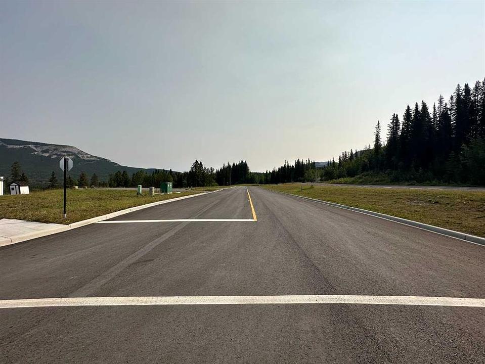 128 Centre Street, Nordegg, AB