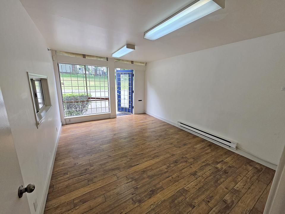 7638 & 7640 - 7638 Winston St, Burnaby, BC