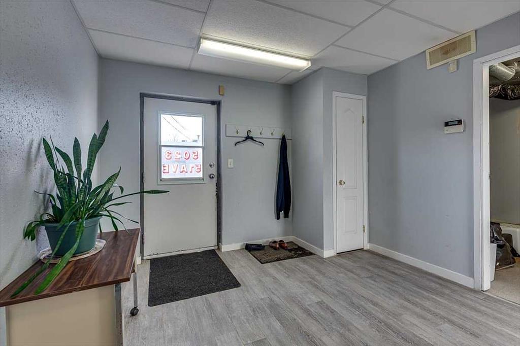 5023 51 Avenue, Ponoka, AB