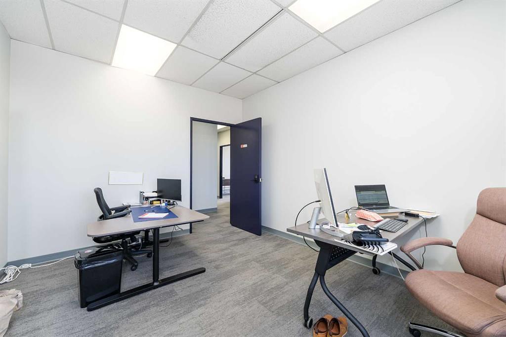 #300 - 12 Manning Close Northeast, Calgary, AB