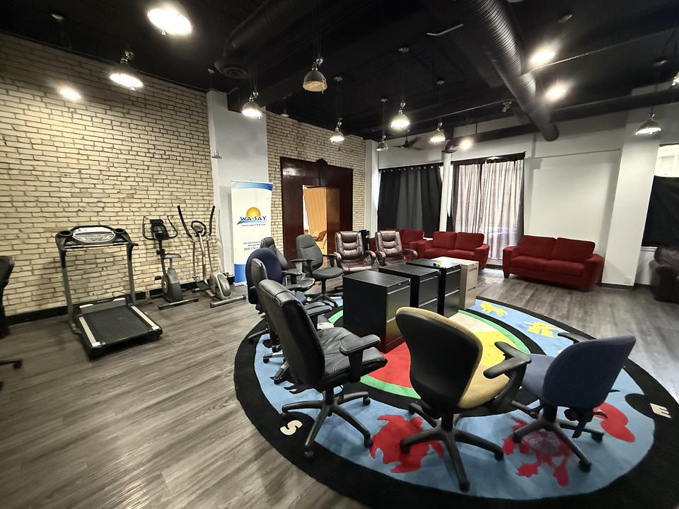 306 Notre Dame Avenue, Winnipeg, MB