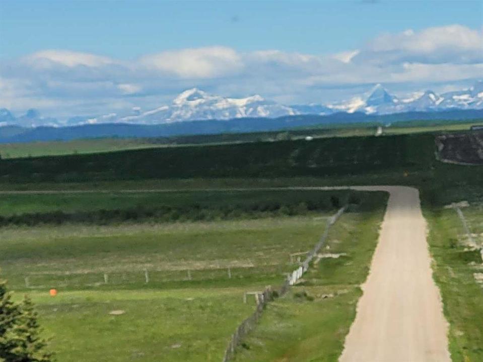 W-5,R-3,T-27,S-22, NW,SW - Lochend Road, Rocky View County, AB