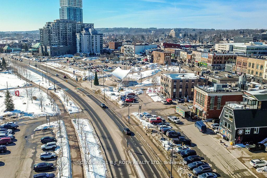 Level 4 - 119 Dunlop Street East, Barrie, ON