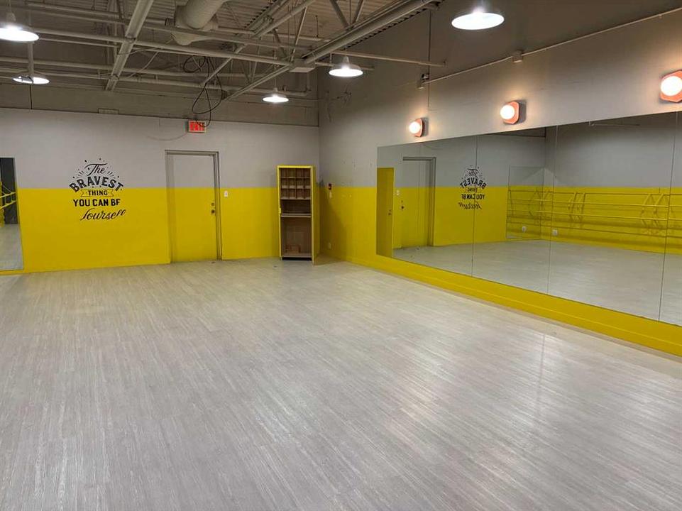 11253 30 Street Southwest, Calgary, AB