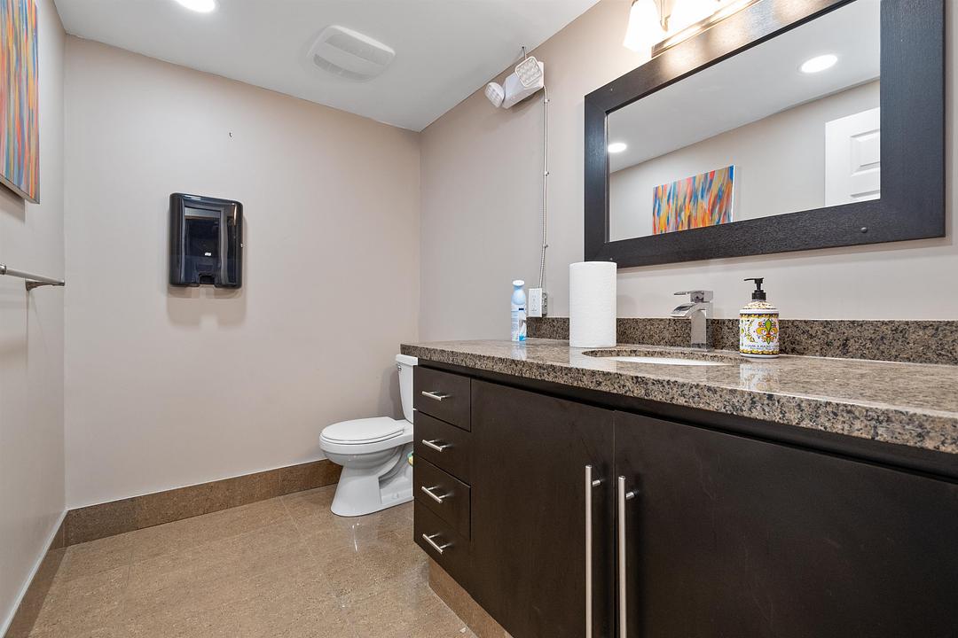2265 West Railway Street, Abbotsford, BC