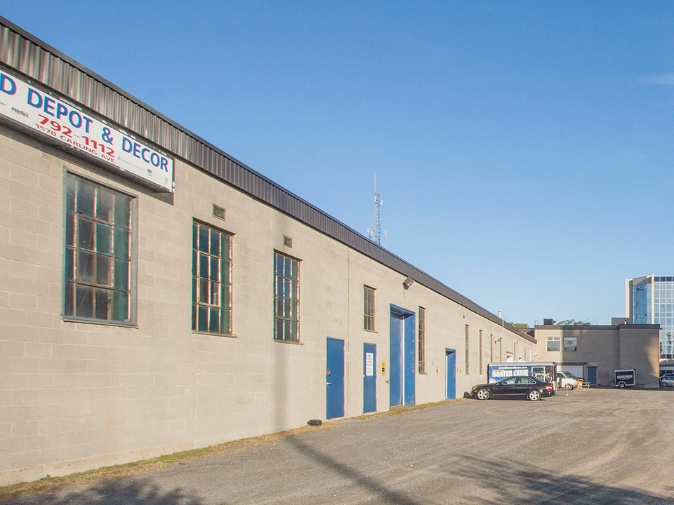 2nd (A) - 1574 Carling Avenue, Ottawa, ON