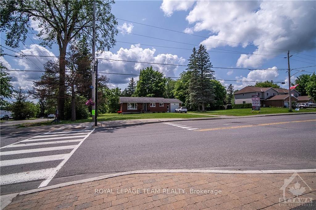 3787 Carp Road, Ottawa, ON