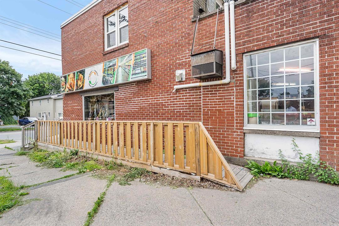 6105 Lady Hammond Road, Halifax, NS