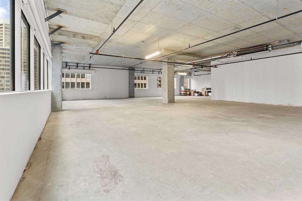 634 6 Avenue Southwest, Calgary, AB