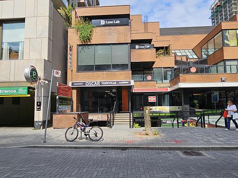 70 Yorkville Avenue, Toronto, ON