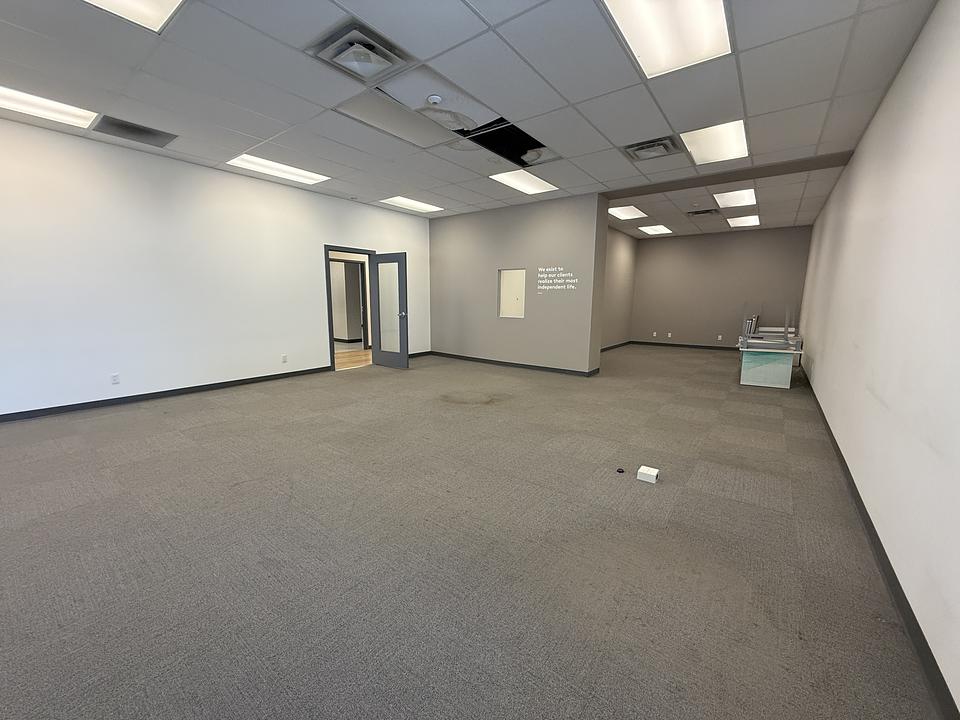 1 - 4720 50 Avenue, Red Deer, AB