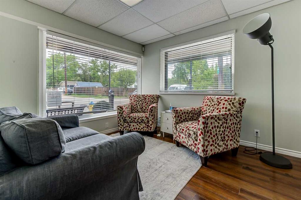 6417 112 Avenue Northwest, Edmonton, AB