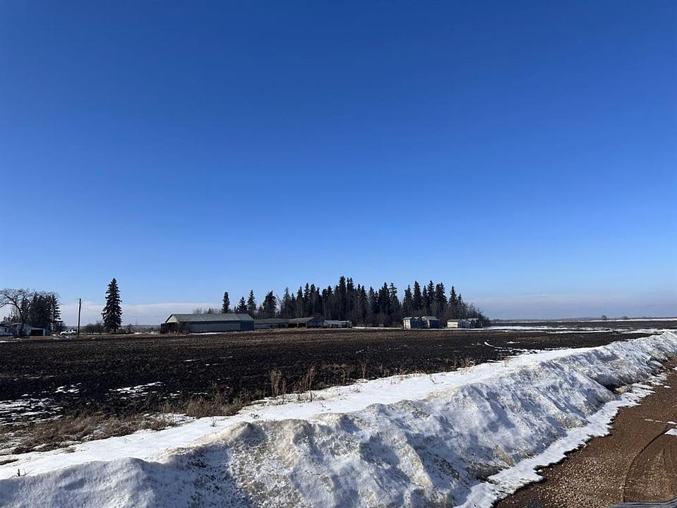 4902 50 Street, Grassland, AB