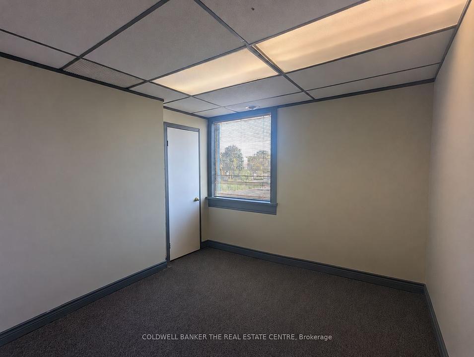 Upper - D - 284 Dunlop Street West, Barrie, ON