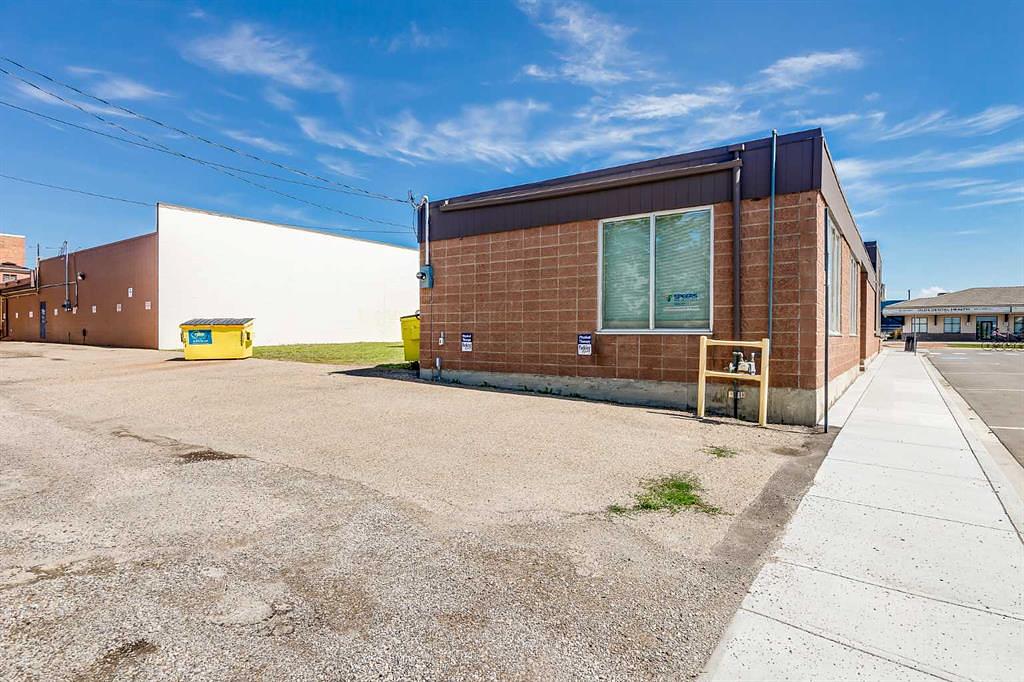5120 50 Avenue, Olds, AB