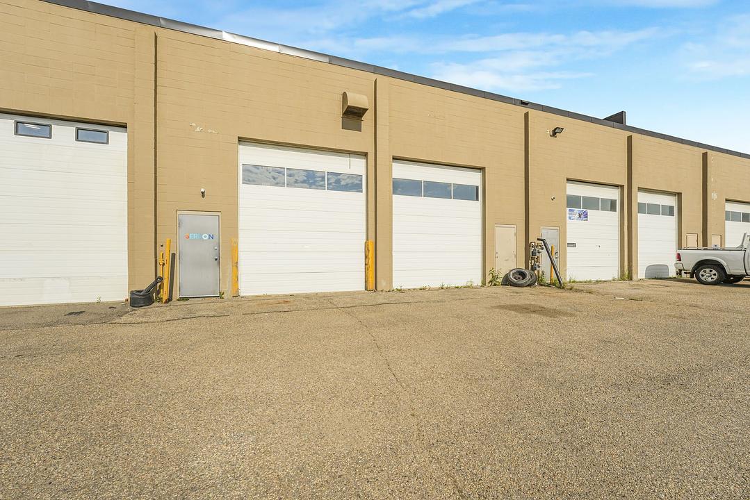 20408 107 Avenue Northwest, Edmonton, AB