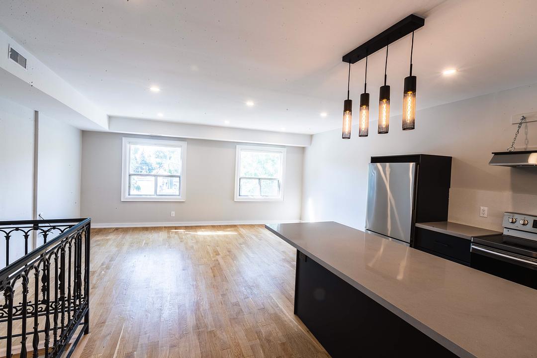 3187 Yonge Street, Toronto, ON