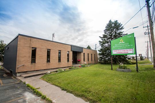 1041 Topsail Road, Mount Pearl, NL