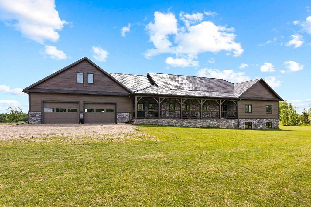 26517 Township Road 584, Pickardville, AB