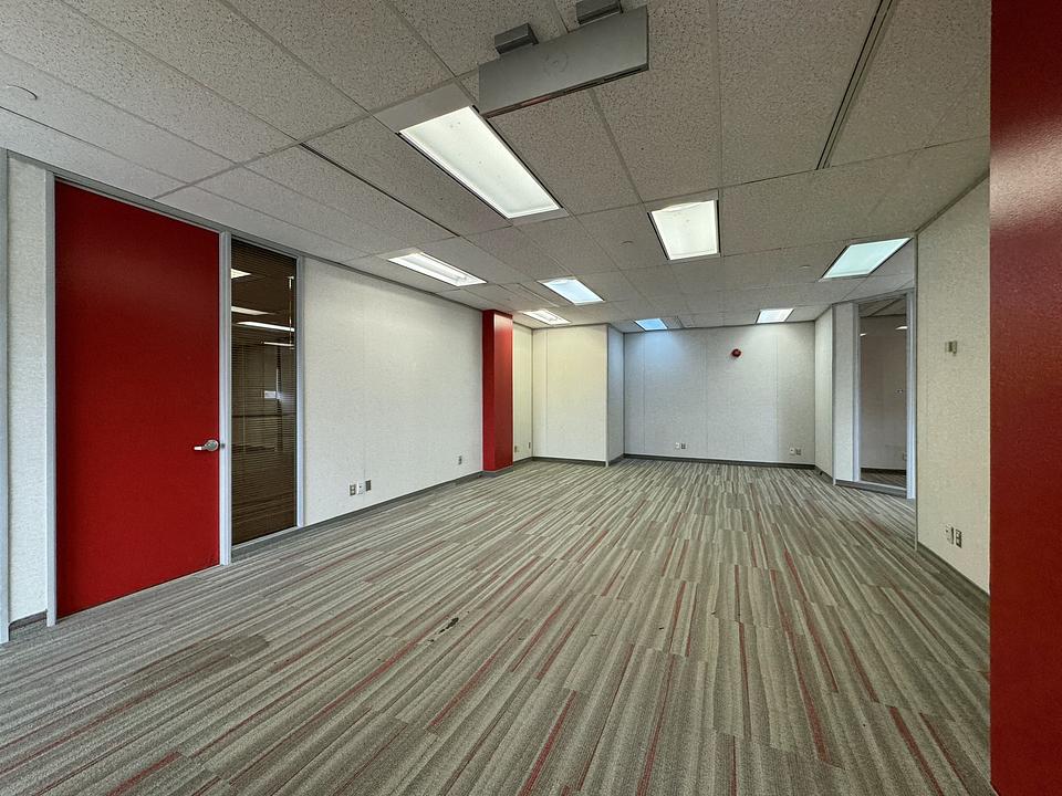 500 - Suite 500 - 1547 Merivale Road, Ottawa, ON