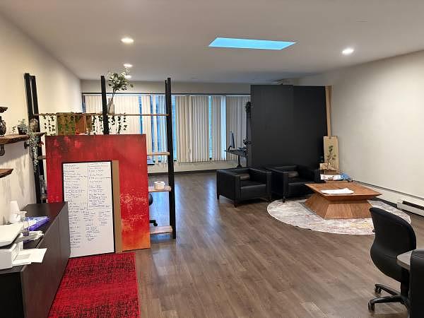 202 - 7673 6th St. , Burnaby, BC