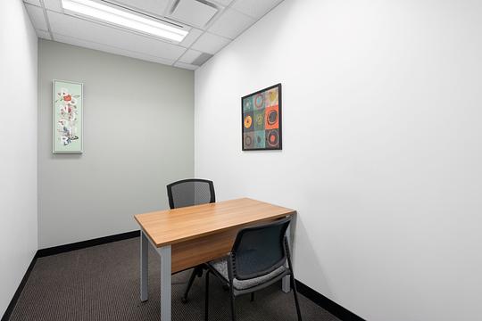1111 Boulevard Dr.-Frederik-Philips, Montréal, QC