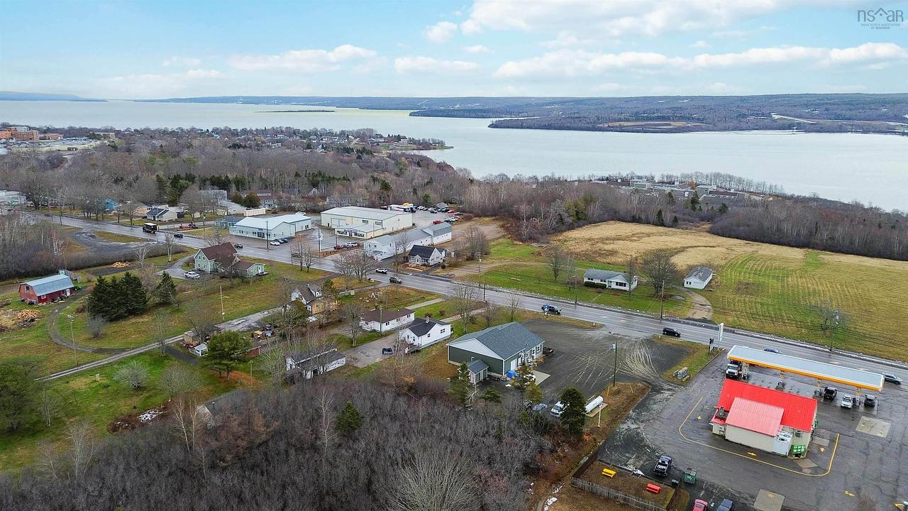 490 Nova Scotia 303, Digby, NS