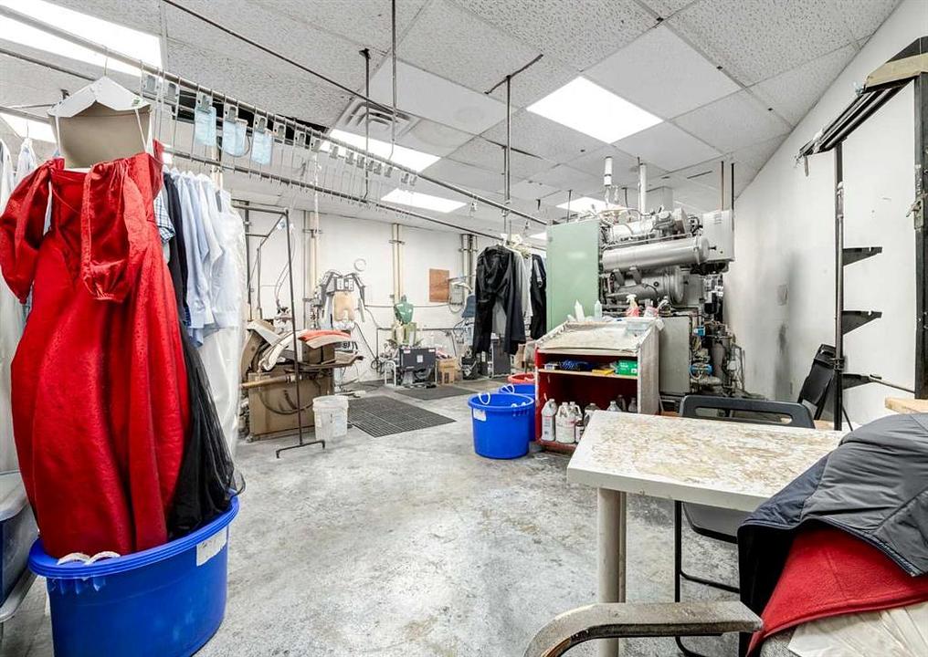 116 - 5403 Crowchild Trail Northwest, Calgary, AB