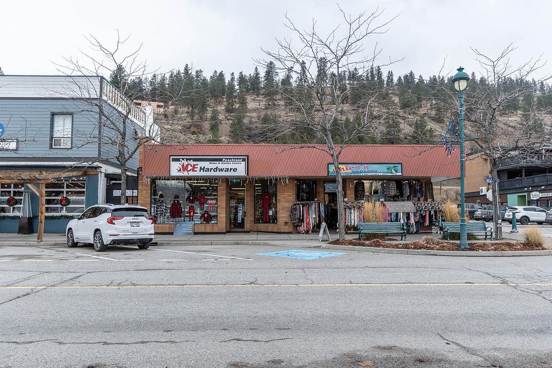 5836 Beach Avenue, Peachland, BC
