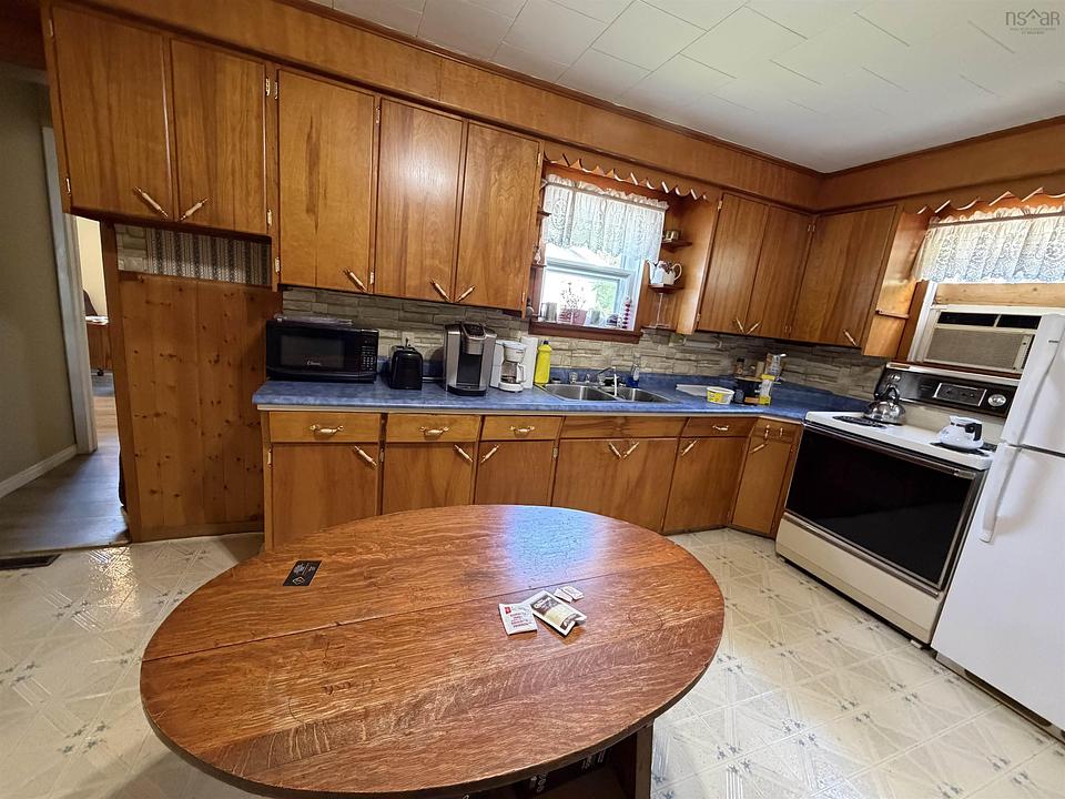 736 Nova Scotia 2, Elmsdale, NS