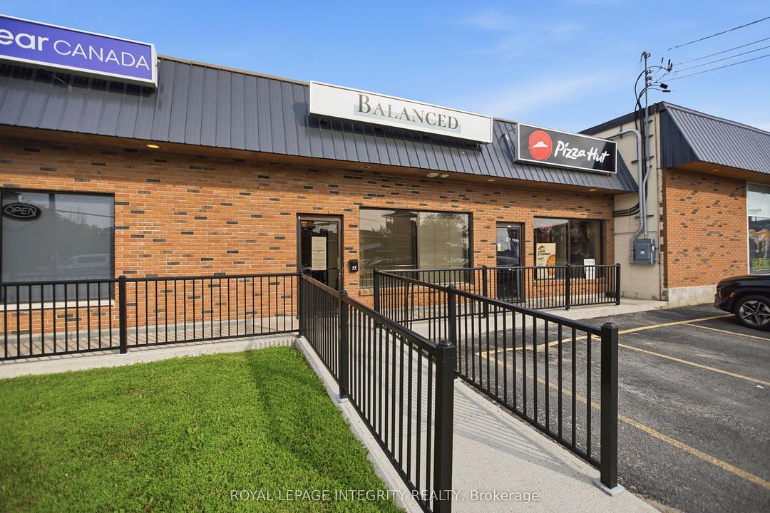 Unit #7 - 100 Madawaska Boulevard, Arnprior, ON